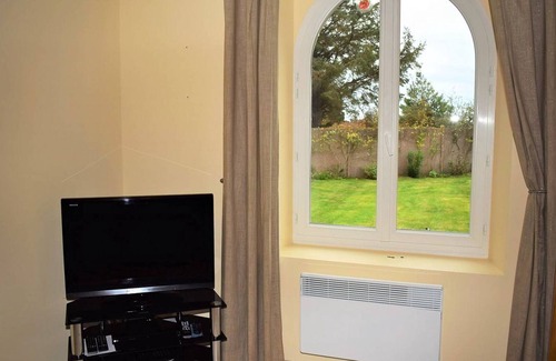 Pleumeur-Bodou House | Renovated Breton House with WiFi, Enclosed Garden, Near Beach in Landrellec