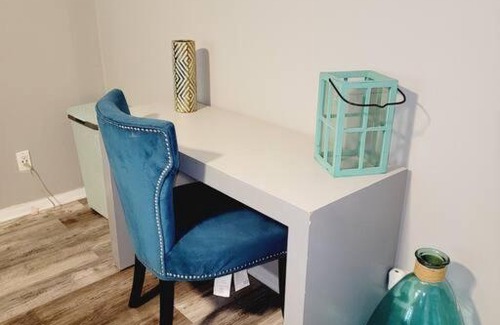 Loring Heights Apartment | Renovated condo in a prime location!