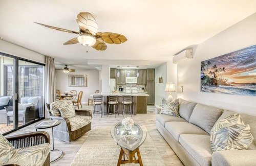 Hanamaulu Condo | Renovated Condo in an Oceanfront Complex with AC, Lanai, and Pool/Hot Tub Access