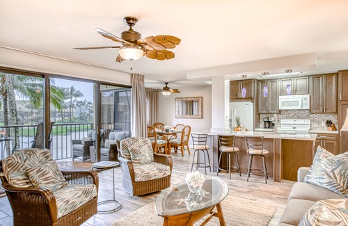 Hanamaulu Condo | Renovated Condo in an Oceanfront Complex with AC, Lanai, and Pool/Hot Tub Access