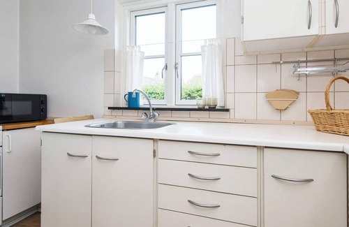 Hvidbjerg Strand House | Renovated Cottage near Beach - By Traum Ferienwohnungen