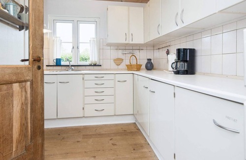 Hvidbjerg Strand House | Renovated Cottage near Beach - By Traum Ferienwohnungen