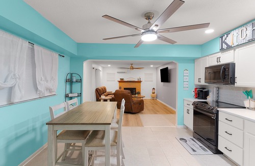 Belleview Cottage | Renovated cottage with updated appliances, wood fireplace, & W/D - dogs-friendly