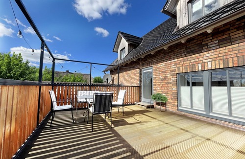 Neuengamme House | Renovated country house, stylishly furnished, located on the Elbe near the city