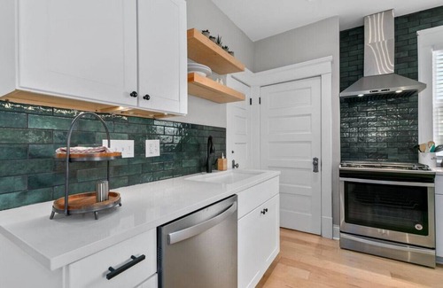 Hanover Place House | Renovated gem near dining & entertainment