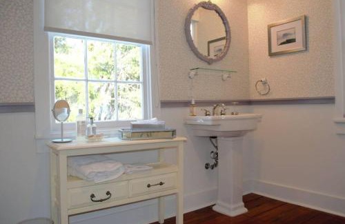 Downtown House | Renovated Historic Loft in the Heart of Downtown