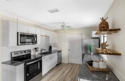 South Daytona House | Renovated Home by Beach & Daytona Intl. Speedway