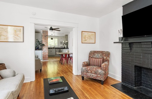 South Richmond House | Renovated Home - Fenced Yard - Gazebo - EV Charger - Pets Welcome