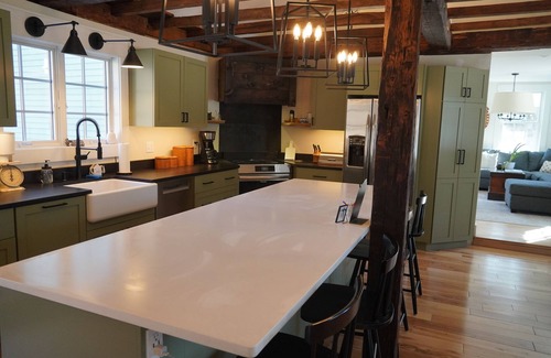 South Woodstock House | Renovated home in charming South Woodstock!
