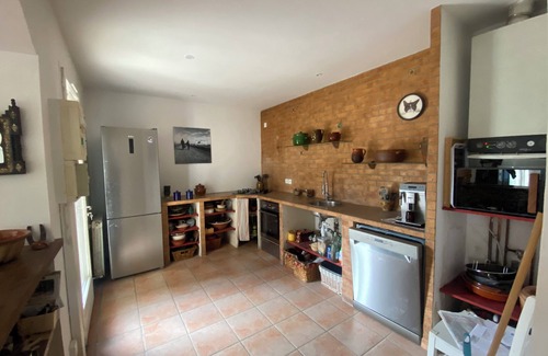 Istres House | Renovated house, elegant and central