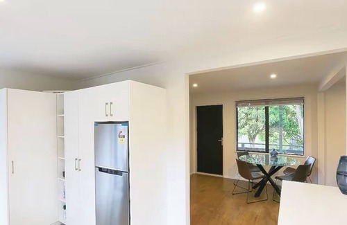 Hanmer Springs House | Renovated House Stunning Mountain Views