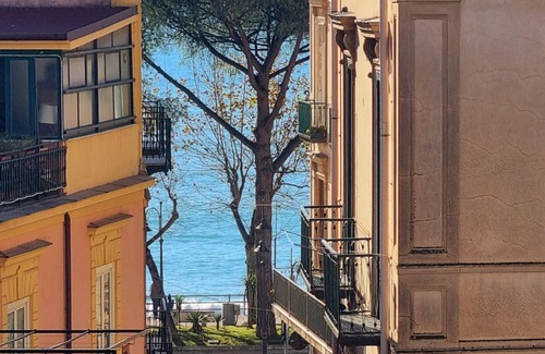 Maiori Apartment | Renovated House with 2 bedrooms, living room, equipped kitchen, balcony & view