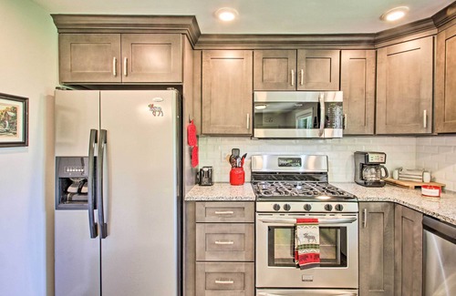 Bethlehem House | Renovated Hub w/Direct Access to Snowmobile Trail