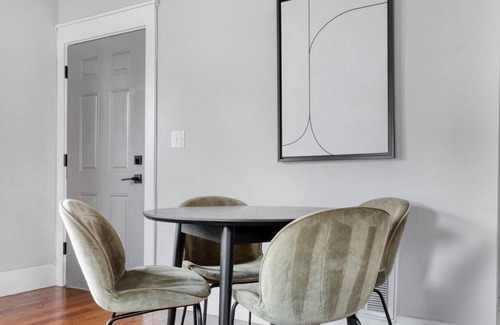 Jamaica Plain Apartment | Renovated JP 2BR near Stony Brook T, w. W/D in unit, by Blueground
