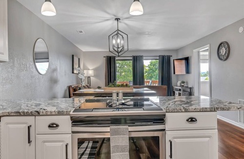 Table Rock Condo | Renovated Luxury! Indoor and Outdoor Pools!