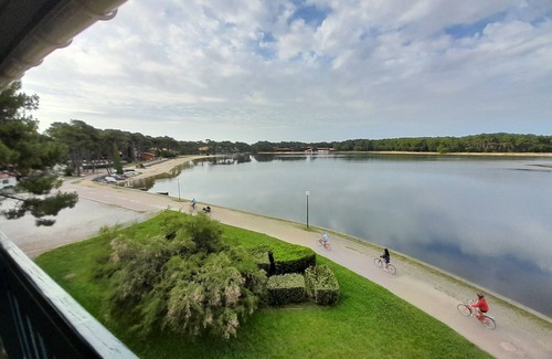 Soustons Apartment | Renovated modern studio by the lake for two in Vieux Boucau