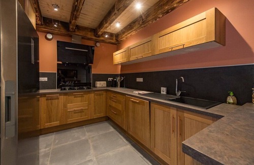 Saint-Sorlin-d'Arves Ski Chalet | Renovated mountain chalet with jacuzzi 4* sleeps 15