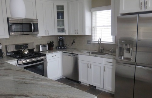 Sea Isle City House | Renovated Nearly Beachfront 4BR 3.5B townhome, Midtown SIC, Spectacular views!