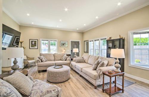 North Bend House | Renovated North Bend Cottage Near Eateries!