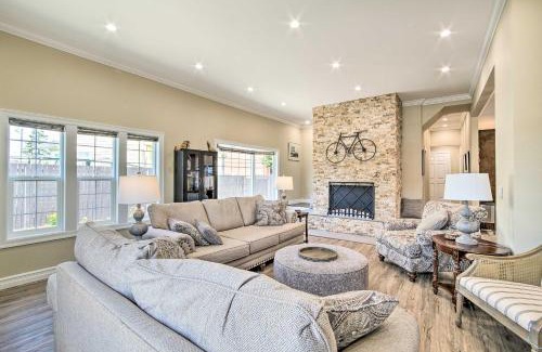 North Bend House | Renovated North Bend Cottage Near Eateries!