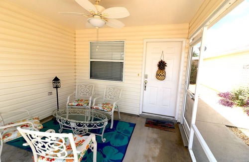 Santiago House | Renovated, Pet Friendly! LIVING IT UP IN THE VILLAGES! 2bed, 1bath Furnished