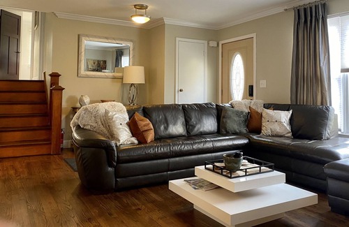 Saugerties House | Renovated Saugerties Village Home ~Close to shops, restaurants, Fall Festivals!
