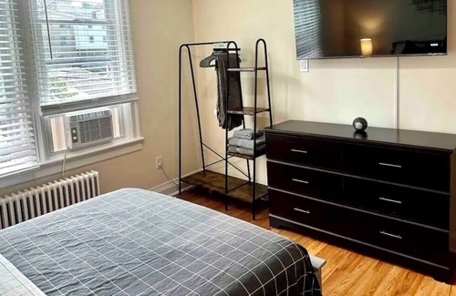 Getty Square Apartment | Renovated, spacious and well designed room. An hour from Grand Central, NYC