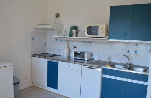 Saint-Cyprien Plage Apartment | Renovated studio cabin, equipped for 4 pers., private parking - Saint Cyprien