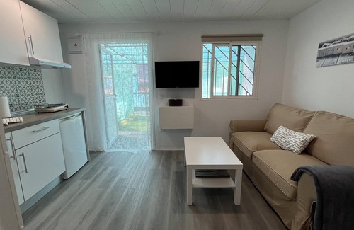 San Bartolome de Tirajana Apartment | Renovated Tiny House in the Country near Fataga