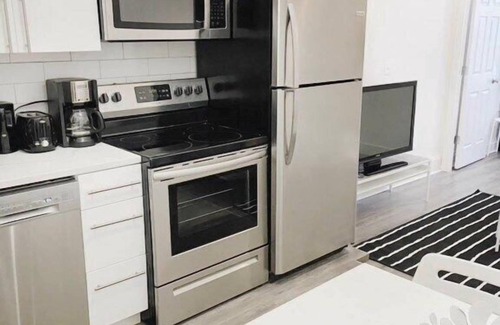 Harlem Apartment | Renovated two bedroom located at cozy walkup townhouse at the heart of the beaut