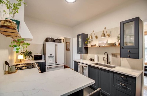 Summit - University House | Renovated Victorian home in the heart of St. Paul
