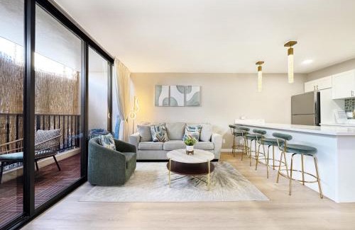 Waikiki Apartment | Renovated Waikiki Suite, Walk to Beach and Parking