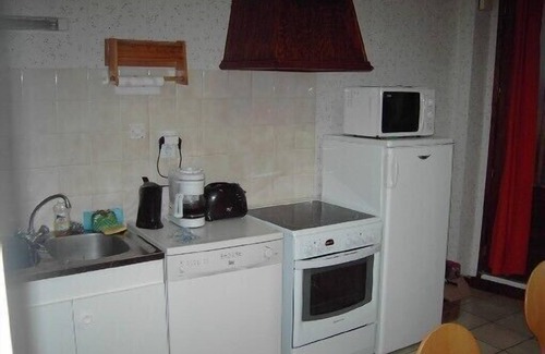 La Bourboule Apartment | Rent furnished on la bourboule 50 m of the thermal baths (calm) from 2 to 6 people