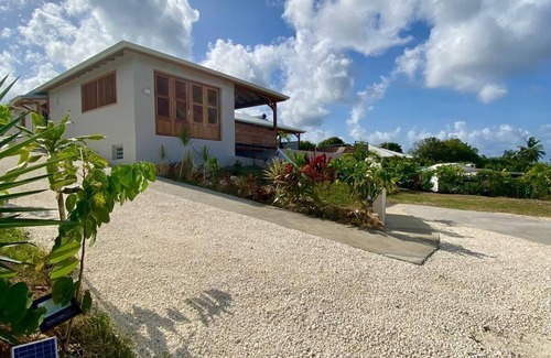 Grand-Bourg House | Rent luxury villa with sea view, 4 bedrooms, sleeps 8-Marie Galante