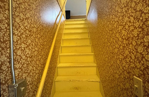 Historic District House | Rent the Entire Historic St James Hotel located in charming Georgetown!