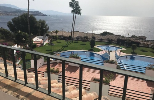 Almunecar Apartment | RENTAL APARTMENT LA HERRADURA SEASIDE