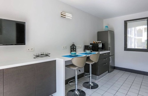 Vaux-sur-Mer Apartment | Rental of a south-facing apartment with garden 200 meters from nauzan beach,