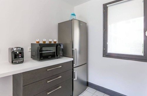 Vaux-sur-Mer Apartment | Rental of a south-facing apartment with garden 200 meters from nauzan beach,