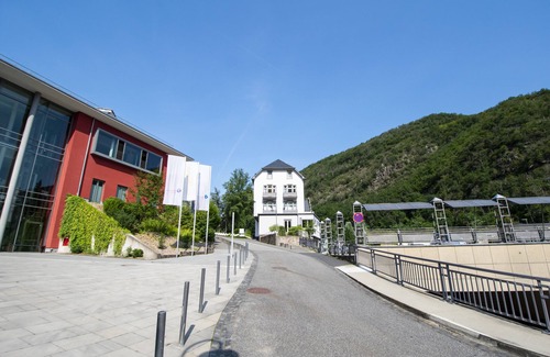 Bad Bertrich Apartment | Rental-Private Bathroom-Therme