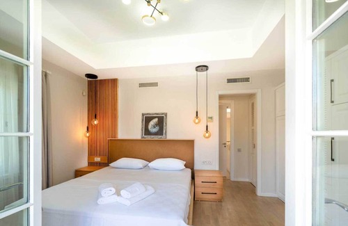 Gocek House | Rental Villa in Portville Gocek | Private Beach Access | Pool | Wi-Fi