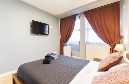 Moncloa - Arguelles Apartment | Rentalis Plaza España | Astonishing apartment next to Gran Vía