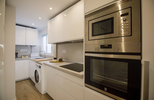 San Gil Apartment | Rentalsevilla 3 Dormitorios Junto a la Macarena