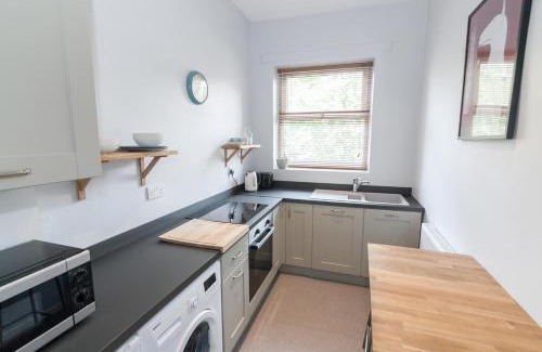 Chorlton-cum-Hardy Apartment | Rentalshosted Chorlton
