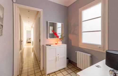 El Poble-sec Apartment | rentBCN City Center Apartment
