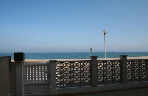 Leucate Apartment | Rents T3 - Leucate beach - Ground floor - Beachfront