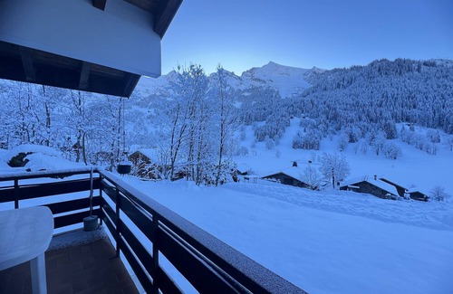 La Clusaz Apartment | Reposire, apartment 8 - 5 pers. directly south