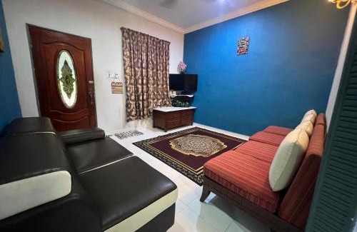 Lubok Buaya Hotel | Rerama Homestay Langkawi 5 minutes driving to Chenang Beach, kitchen, Wifi, parking, village vibes