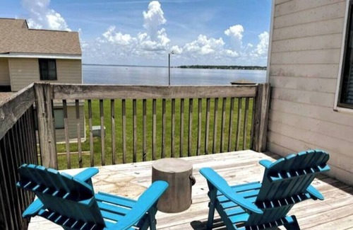 Flowood House | Reservoir Retreat