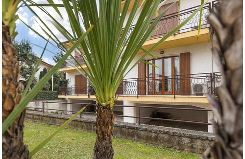 San Benedetto di Lugana Apartment | Residence -2 Saint Benedict of Lugana