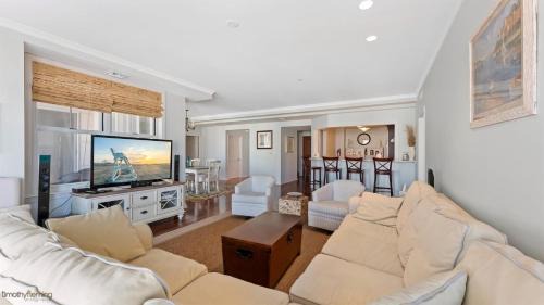 Diamond Beach Apartment | Residence 308 At The Grand
